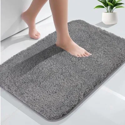 Obrázok produktu pre Uniqoos® Podložka pod sprchu zo mikrovlákna, sivá – mäkká, 2,5 cm vysoká, savá, protišmyková podložka do kúpeľne s TPR spodnou vrstvou, vhodná na pranie v práčke
