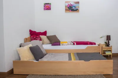 Produktbild von Bett mit Ausziehbett