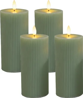 Produktbild von Relaxdays LED Kerzen, 4er Set, HxD: 18 x 7,5 cm, flackernde Flamme, Echtwachs, Rillen, flammenlose Blockkerzen, salbei