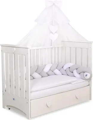 Image de Nid d'insectes deux fonctions 470x160 cm blanc pour lit de bébé avec volants décoratifs et cœurs suspendus