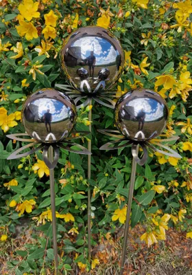 Produktbild von Blütenzauber Paris Rosenkugel 15/10/10 cm Edelstahl schwarz poliert Gartenstecker mit Stab 80 cm