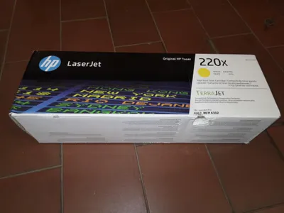 Produktbild von HP 220X Gelb Original LaserJet-Tonerkartusche, 5500 Seiten, Gelb, 1 Stück(e)