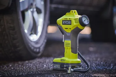 Produktbild von RYOBI Akku-Handkompressor R18PI-0 Luftpumpe, Reifenpumpe, Ballpumpe, Camping, 50 cm Druckluftschlauch, 18V