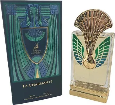A perfume bottle and its box are displayed side-by-side on a white background.