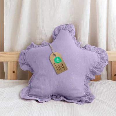 Imagen del producto de Cojín decorativo estrella lila con volantes, con aplicación dorada - muselina