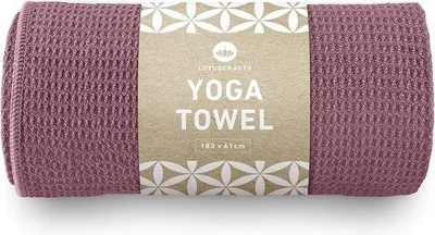 Produktbild von Famanu Yogahandtuch mit rutschfester Oberfläche - ideal für Hot Yoga [183 x 61 cm]