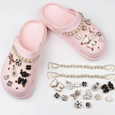 Produktbild von 16 Stk. Schuh Pins / Charms für Crocs – Abnehmbare Schuh Deko & Accessoires, DIY Schuhstecker Set, Schwarz Weiß