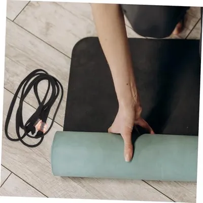Produktbild von 10 verstellbare Yoga-Stretchbänder aus elastischem Material mit Schlaufen, komfortable Trainingsgurte für Yoga, Pilates und Krafttraining, Farbe zufällig