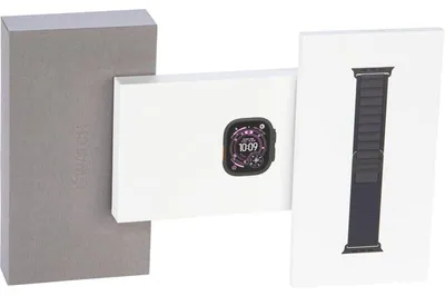 Produktbild von Apple Watch Ultra 3 GPS + Cellular 49mm Black Titanium Case with Black Alpine Loop - Medium