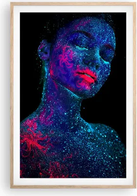 Produktbild von Gerahmtes Poster - Rahmen in heller Eiche - Frau Ultraviolett Glitzer - 61x91,5 cm - Wand Bild - Wanddeko - Wandbilder - Kunstposter - Wandposter - Bilderrahmen - Bilder - Kunstdruck - P2NPA61x91-4527