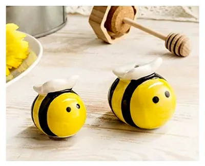 Produktbild von Salz- und Pfefferstreuer Set in Bienenform