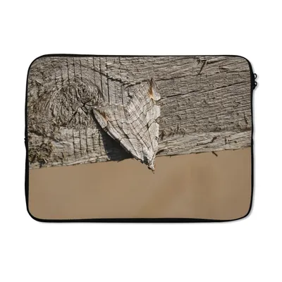 Produktbild von MuchoWow® Laptop Hülle 14 ZollCamouflage - Motte - Holz Laptoptasche - Laptoptasche - Stoßsicher - Schutzhaube