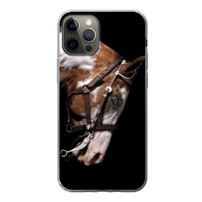 Produktbild von MuchoWow® Handyhülle Schutzhülle Hülle für iPhone 13 Pro Pferd - Halfter - Flecken Silikon Softcase Handy Hülle - Handy-Tasche