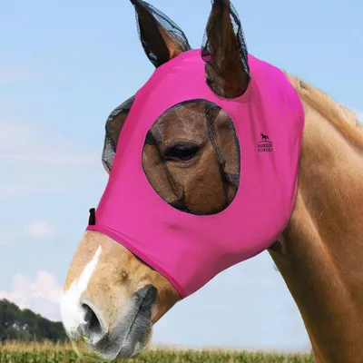 Imagen del producto de Manta protectora para caballos, fabricada con material elástico, con orejeras, para proteger contra las moscas