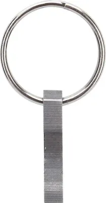 Produktbild von 2 Stück Edelstahl Mini Flaschenöffner für Bier, ideal für Camping und Outdoor Survival.