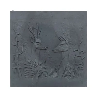 Immagine prodotto di Caminetto in ghisa, decorato con CERBIATTI CM. 60 × 60 H SP. 1 cm DS