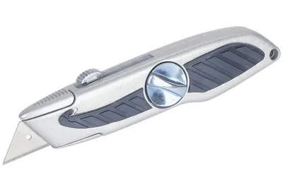 Produktbild von Wolfcraft Cuttermesser inkl. 1 Ersatzklinge Metallgehäuse