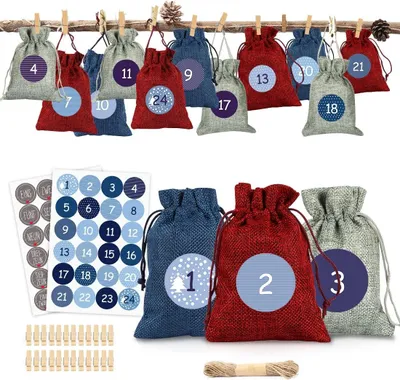 Image de Calendrier de l'Avent à remplir, en tissu - Lot de 24 - Sachets en tissu avec des autocollants numérotés pour le calendrier de l'Avent - Calendrier de Noël en sacs en jute