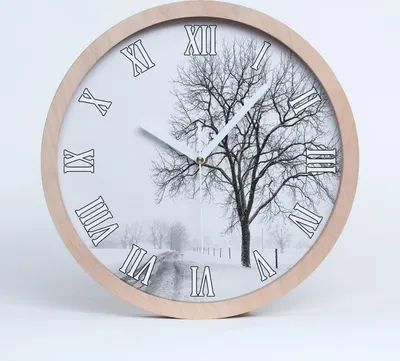 Produktbild von Holzuhr 30fi cm wanduhr - weiße Spitzen - Baum im Winter