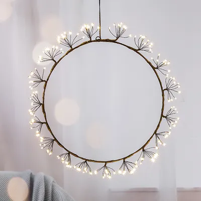 Produktbild von Metallkreis mit 180 warm weißen LEDs