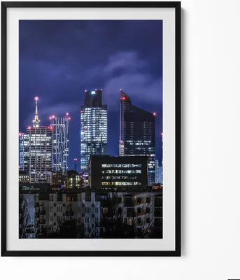 Produktbild von Städtische Gebäude bei Nacht– Wandbild mit Rahmen – Gerahmtes Bild  – Wanddekoration – 70x100 cm –  Schwarz Rahmen