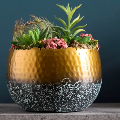 Produktbild von Handgearbeitete Deko Schale ORIENT 18cm gold mit Patina im Classic Hammerschlag Design