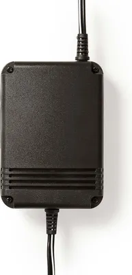Produktbild von Nedis Universal DC Power Adapter - KFZ-Adapter - 24 W - Eingangsspannung: 12 V DC / 24 V DC - 1.5 / 3 / 4.5 / 6 / 7.5 / 9 / 12 V DC - Universal - Maximaler Ausgangsstrom pro Port: 2.0 A - Schwarz