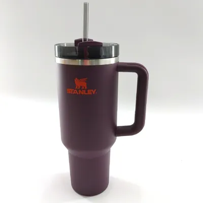 Produktbild von Stanley Quencher H2.0 FlowState Trinkflasche mit Strohhalm 1.18 - Thermobecher Kühlt 11 Stunden - 48 Stunden Eisgekühlt - Spülmaschinenfest - Thermosflasche BPA Frei - Kaffeebecher To Go - Plum