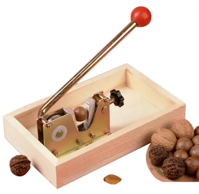 Produktbild von Omgoods – Robuste Nussknacker mit Holzablage