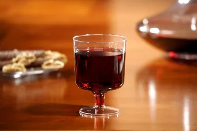 Zdjęcie produktu dla 200 kieliszków na nóżce Papstar do czerwonego wina, PS 0,2 l Ø 7,2 cm, 10 cm, krystalicznie przezroczyste, jednoczęściowe 12046