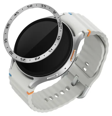 Produktbild von kwmobile Schutzring kompatibel mit Samsung Galaxy Watch 7 44mm Fitnesstracker - Bezel Ring Lünette in Silber Schwarz