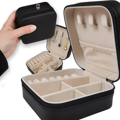 Zdjęcie produktu dla Organizer na biżuterię szkatułka kuferek etui podróżne czarne pudełko na kolczyki pierścionki naszyjniki zegarek prezent