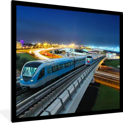 Produktbild von MuchoWow® Gerahmtes Poster Zug am Abend 40x40 cm - Poster mit Schwarzem Bilderrahmen Wandposter Rahmen Foto Bilder - Mit Rahmen - Wanddekoration Schlafzimmer
