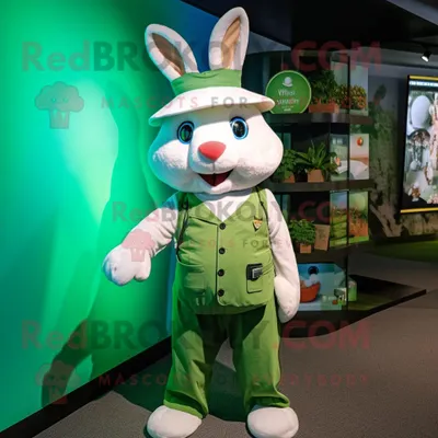 Produktbild von Grünes REDBROKOLY Kaninchen Maskottchen kostüm gekleidet in einen Overall und Mützen