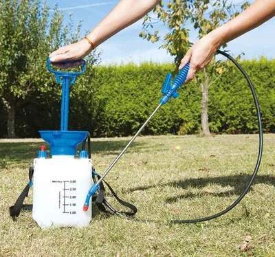 Zdjęcie produktu dla Opryskiwacz ciśnieniowy, ręczny, 5 l, z lancą, spryskiwacz ogrodowy