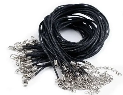 Produktbild von Baumwollschnur mit Karabiner 45 cm Schwarz