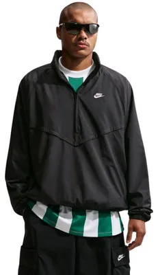 Productafbeelding van Nike Windrunner herenjas, zwart, model IF3390 010 - maat S