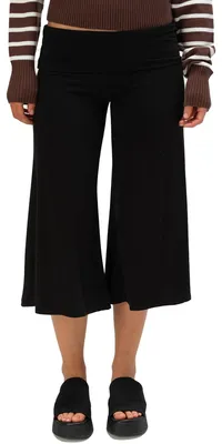 Produktbild von Culottes mit niedriger Taille - 3/4 Länge - Weite Beine - Raffung vorne - Stretchmaterial - Ideal für Strand, Urlaub oder Streetwear - Palazzo-Hose