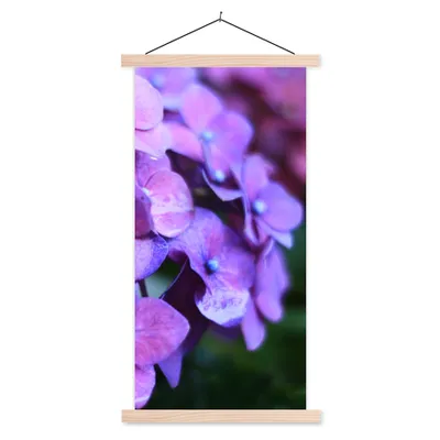 Produktbild von MuchoWow® Textilposter Blumen - Lila - Hortensie - Natur - Blütenblätter 40x80 cm mit holzfarbenen Rahmen - Wohnzimmer
