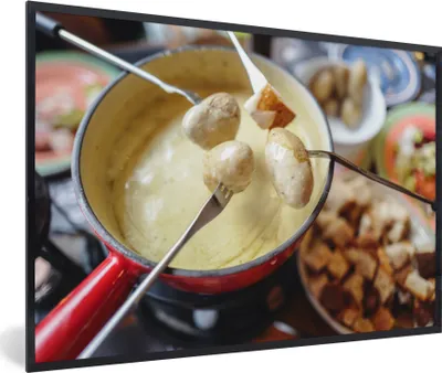 Produktbild von MuchoWow® MuchoWow® Gerahmtes Poster Käsefondue mit Brot und Kartoffeln 30x20 cm - Poster mit zchwarzem Bilderrahmen - Kunstdruck - Bild-Poster
