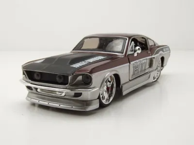 Immagine prodotto di Maisto - Harley-Davidson Custom, 1967 Ford Mustang GT , 1:24