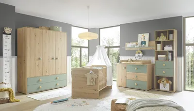 Produktbild von Babyzimmer-Komplettset >Birta< (5-teilig) Eiche / Salbei, Schrank, Bett, Kommode, Regal, Board