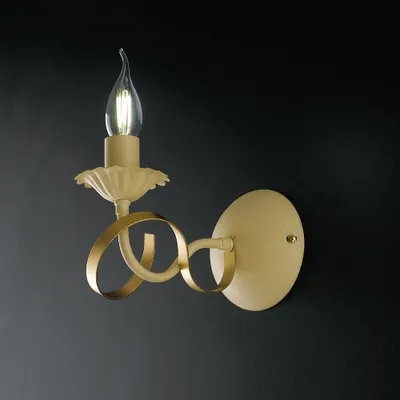 Immagine prodotto di Applique Classico 1 Luce Ferro Battuto Avorio e Oro Serie Bandolo