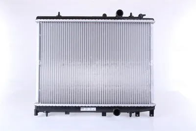 Produktbild von NISSENS 63504 Kühler Wasserkühler Motorkühler passend für PEUGEOT 206 Schrägheck (2A/C) 206 CC (2D) 206 SW (2E/K)