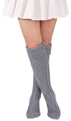 Produktbild von Gestrickte Damen Overknee-Socken – Warm und weich – Hellgrau