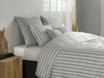Produktbild von Zohome Banda di Lino Bettbezug - 135x200 cm – 100% Baumwolle – Hochwertige Bettwäsche mit Gestreift motiv – Weich - Atmungsaktiv und Hautfreundlich – inkl. 80x80 cm Kissenbezug – Grau
