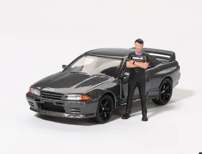 Image de _Nissan Skyline GT-R (R32) couleur Gunmetal avec figurine de Tsugio Matsuda - Collection Tsugio Matsuda - Mini GT 1:64