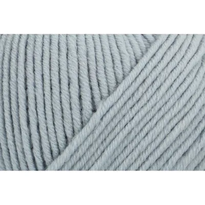 Produktbild von Schachenmayr Merino Extrafine 120, 50g Eisblau Handstrickgarne