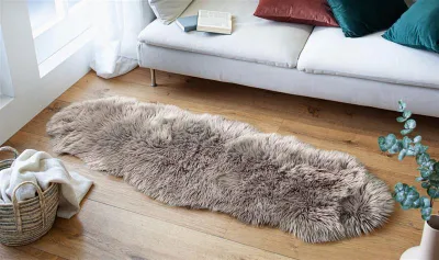Produktbild von Kunstfell "Light" in taupe, 60x180 cm, Dekofell, Teppich, Läufer