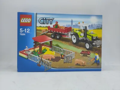 Produktbild von LEGO City 7684 - Ferkel-Gehege mit Traktor